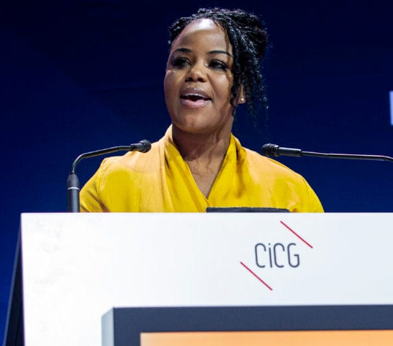 Speech様 The Tragedy of Zimbabwe - The Geneva Summit for Human Rights and